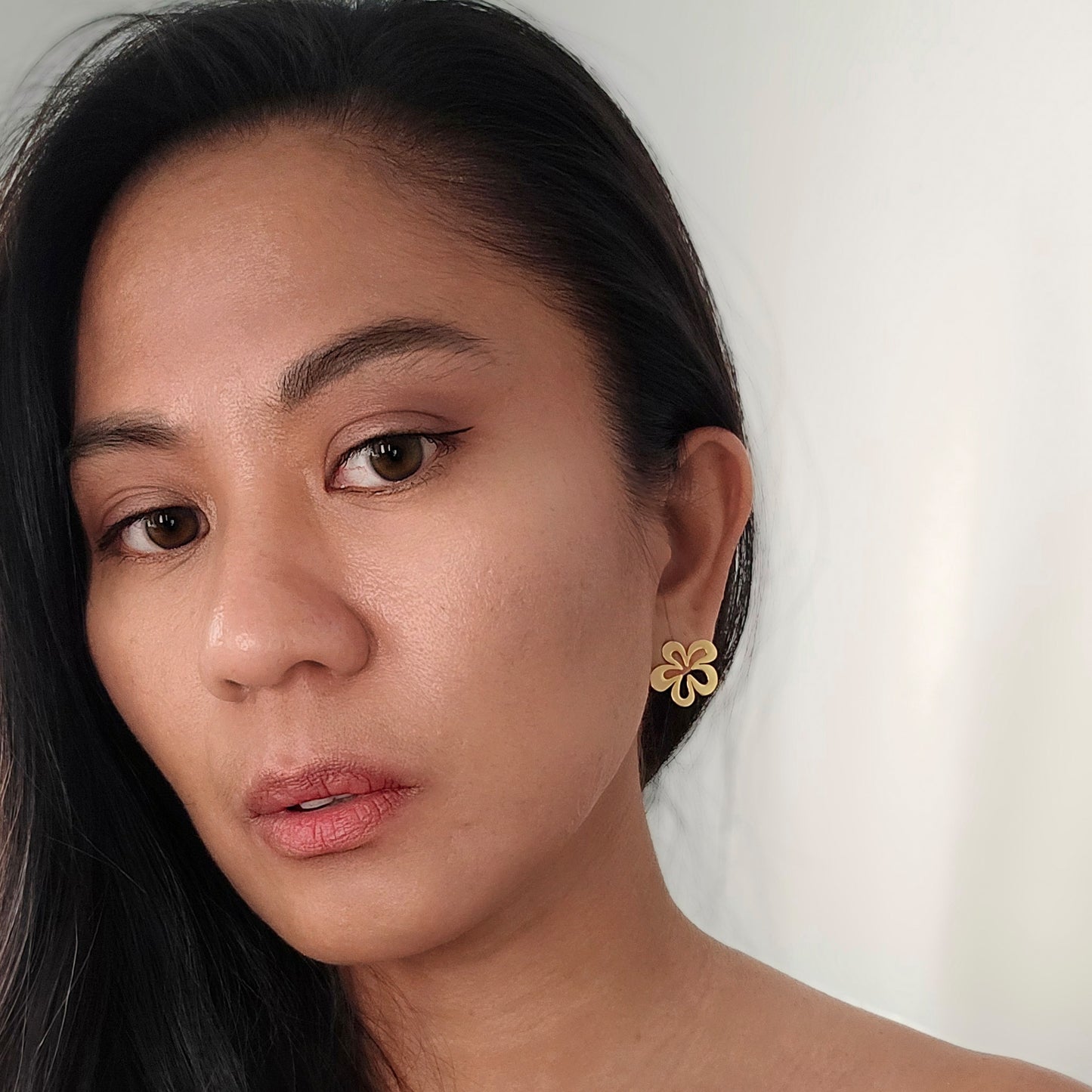 Tropical Plumeria Stud Earring (mini)