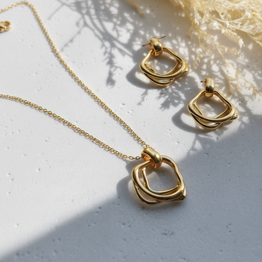 Wavy Square Drop Earrings & Necklace