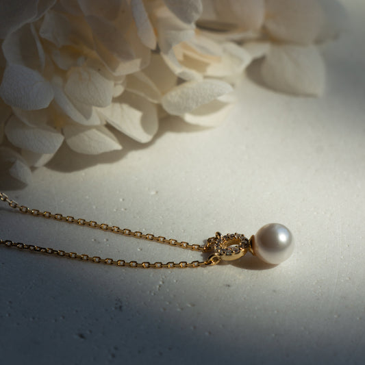 Crystal Pearl Necklace